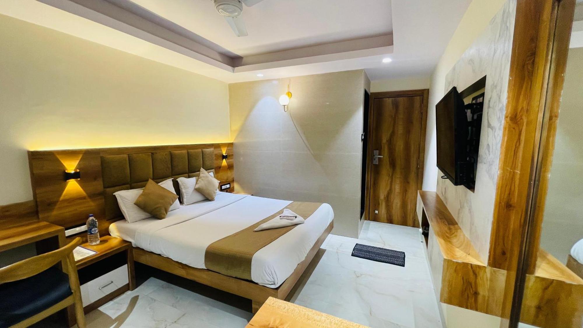 Hotel Arma Residency Mumbai Exterior photo